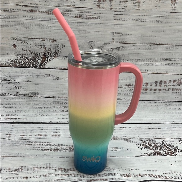 SWig Other - Swig Sunset Collection 30oz Tumbler with Straw